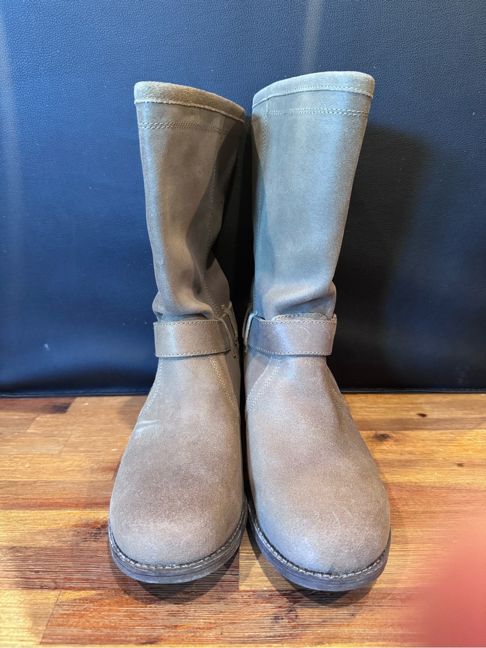 NWOT UGG Silva Fawn Mid-Calf Moto Boots - Size 7